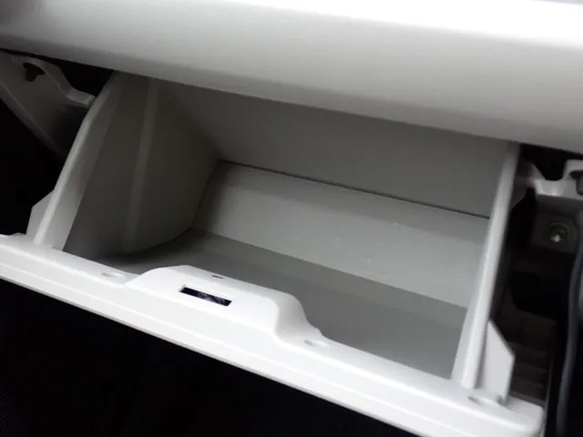 ダイハツ　ミラ　イース