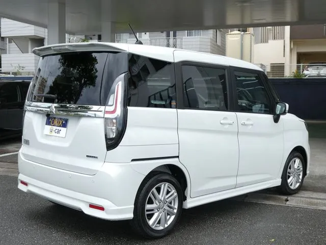 デリカ　Ｄ：２　２ＷＤ（ミツビシ）の車両写真