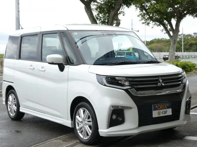 デリカ　Ｄ：２　２ＷＤ（ミツビシ）の車両写真