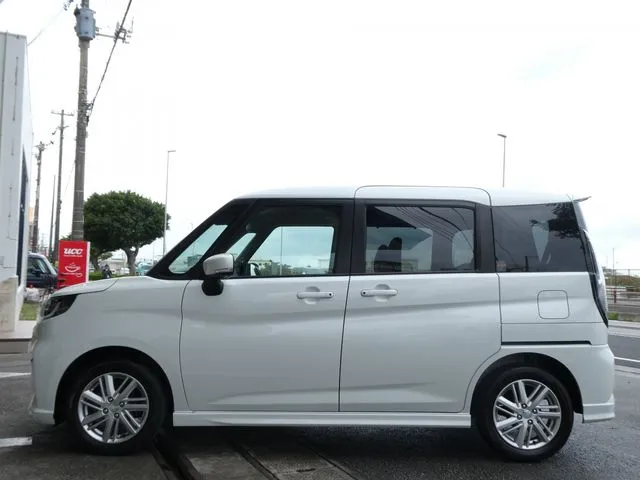 デリカ　Ｄ：２　２ＷＤ（ミツビシ）の車両写真