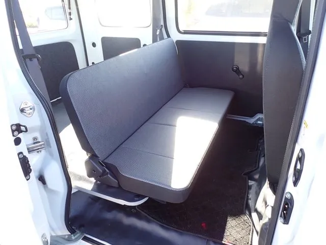 ダイハツ　ハイゼットカーゴ