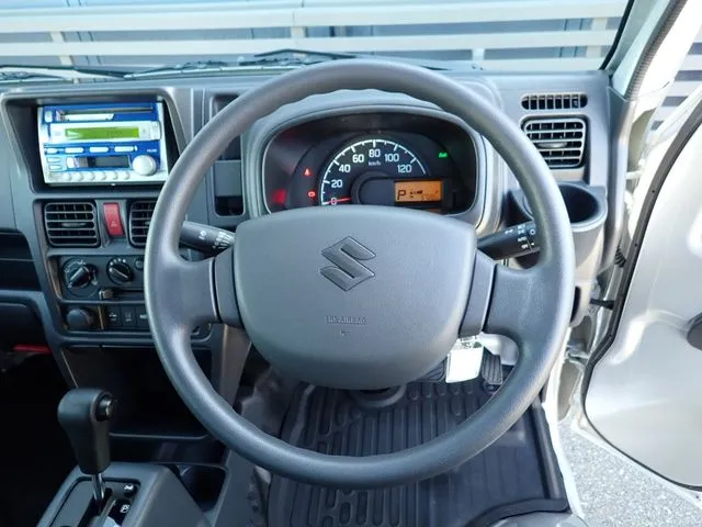 キャリイトラック　４ＷＤ（スズキ）の車両写真