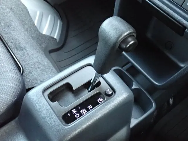 キャリイトラック　４ＷＤ（スズキ）の車両写真