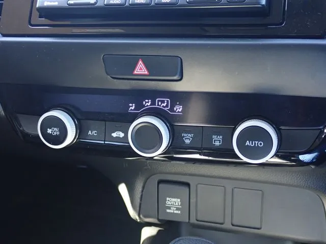 ホンダ　フィット　ｅ：ＨＥＶ