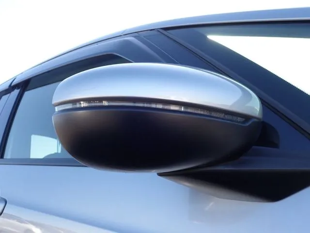 ホンダ　フィット　ｅ：ＨＥＶ