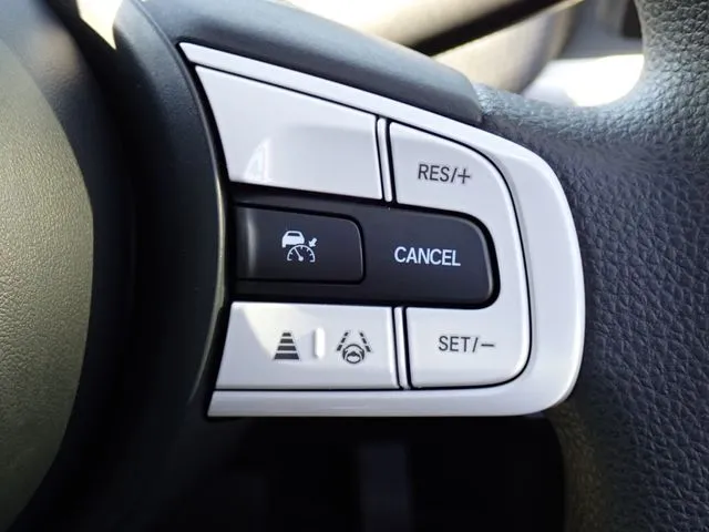 ホンダ　フィット　ｅ：ＨＥＶ