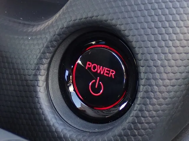 ホンダ　フィット　ｅ：ＨＥＶ