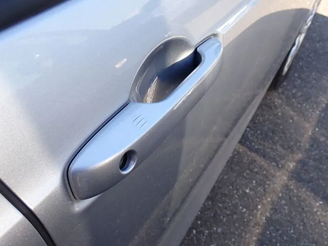 ホンダ　フィット　ｅ：ＨＥＶ