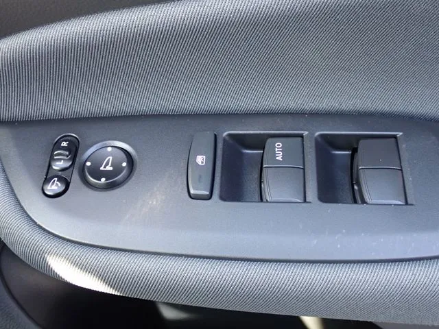 ホンダ　フィット　ｅ：ＨＥＶ