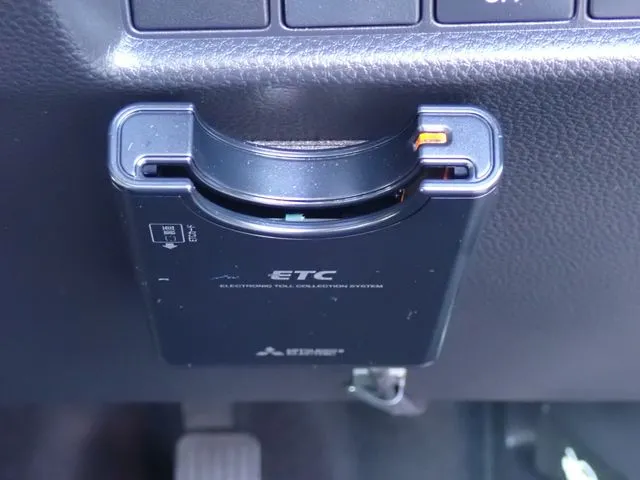 ホンダ　フィット　ｅ：ＨＥＶ