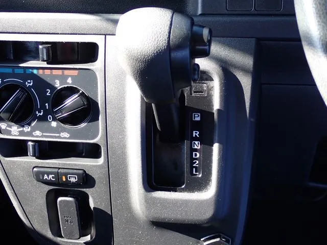 ダイハツ　ハイゼットカーゴ