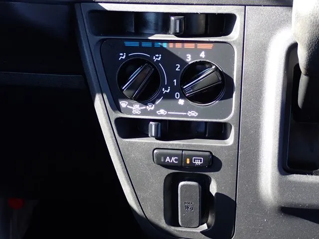 ダイハツ　ハイゼットカーゴ