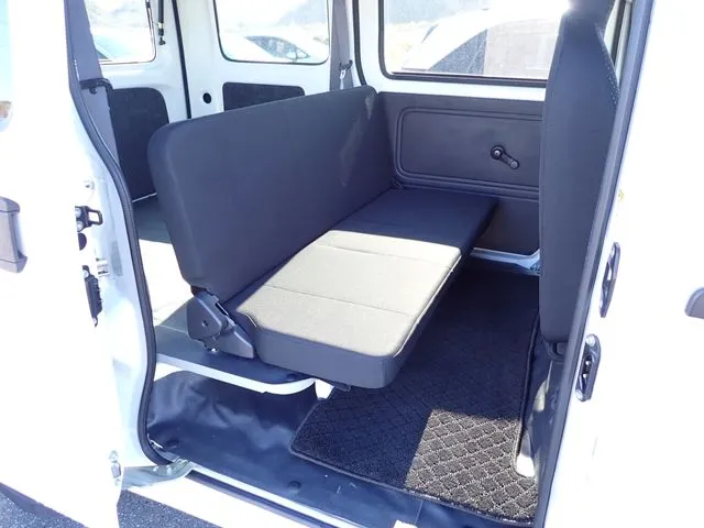 ダイハツ　ハイゼットカーゴ