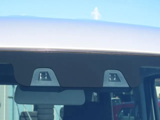 スペーシア（スズキ）の車両写真