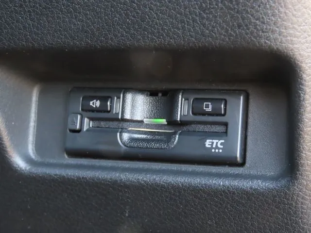 スペーシア（スズキ）の車両写真