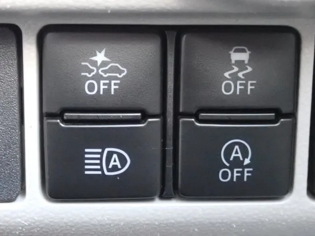 ムーヴ（ダイハツ）の車両写真