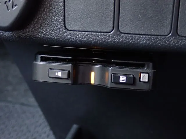 ダイハツ　ミラ　イース