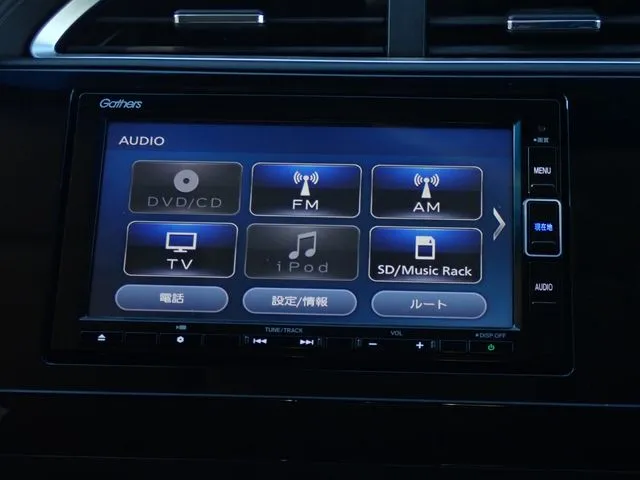 ホンダ　シャトル　ハイブリッド　４ＷＤ