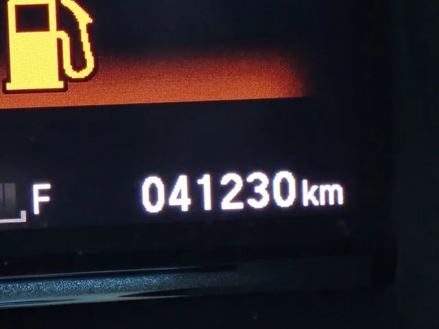 ホンダ　シャトル　ハイブリッド　４ＷＤ