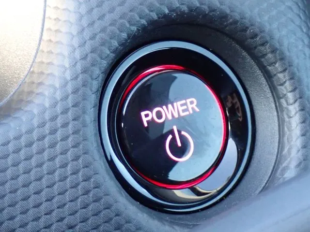 フィット e:HEV 4WD(ホンダ)の車両写真