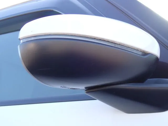 フィット e:HEV 4WD(ホンダ)の車両写真