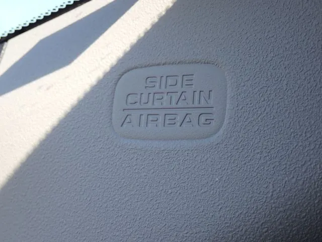 フィット e:HEV 4WD(ホンダ)の車両写真