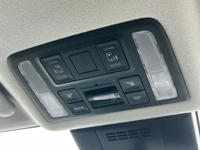 ノア（トヨタ）の車両写真