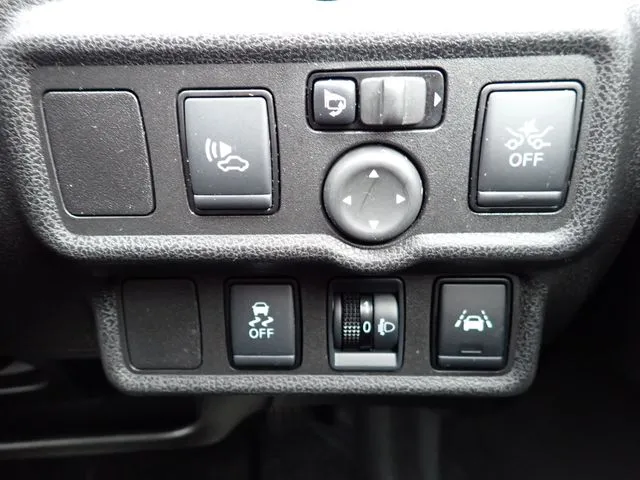 ノート（ニッサン）の車両写真