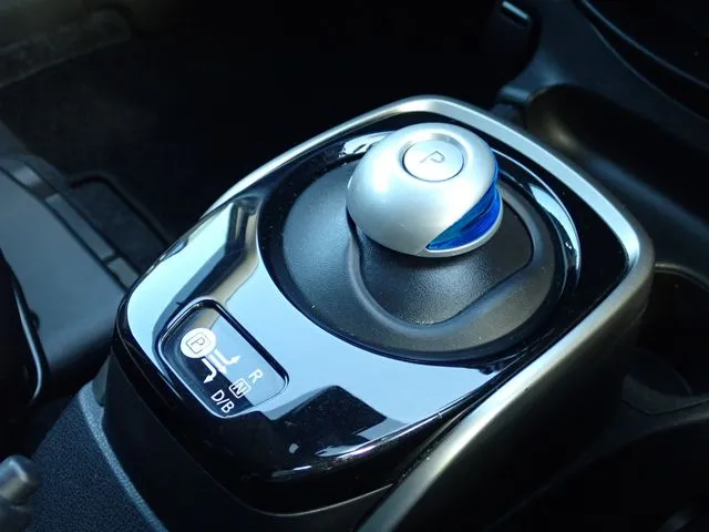 ノート（ニッサン）の車両写真