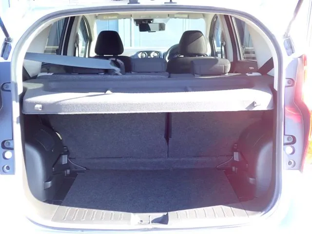 ノート（ニッサン）の車両写真