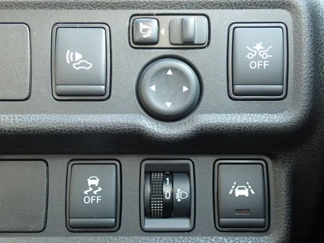 ノート（ニッサン）の車両写真