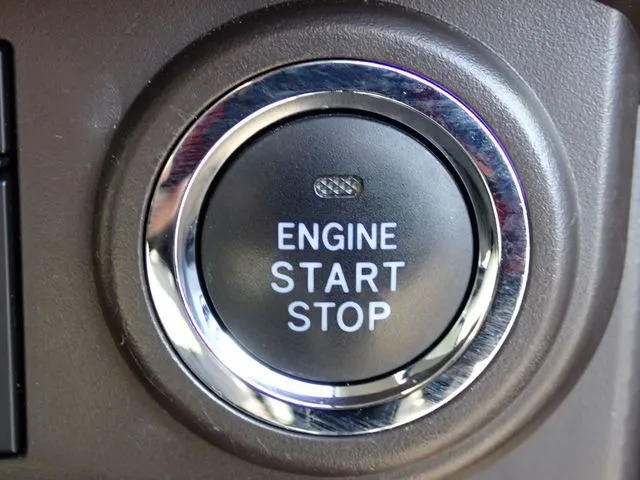 トール（ダイハツ）の車両写真