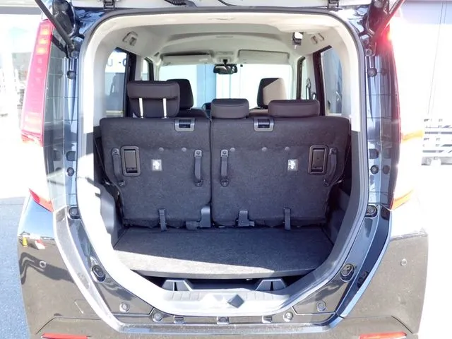 トール（ダイハツ）の車両写真