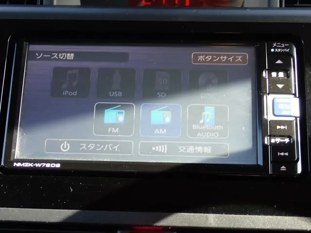 トール（ダイハツ）の車両写真