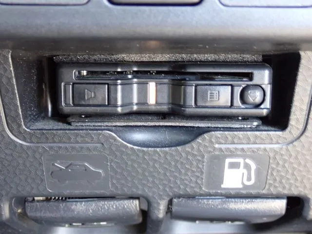 トール（ダイハツ）の車両写真