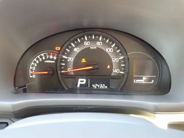 エブリイバン（スズキ）の車両写真