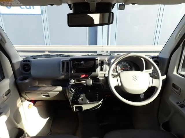 エブリイバン（スズキ）の車両写真
