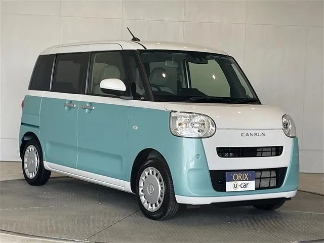 ムーヴ　キャンバス（ダイハツ）の車両写真
