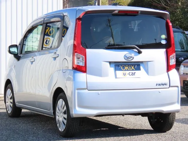 ムーヴ（ダイハツ）の車両写真