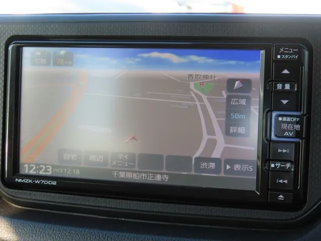 ムーヴ（ダイハツ）の車両写真