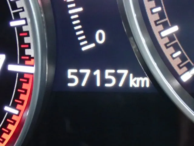 ＭＡＺＤＡ３　セダン（マツダ）の車両写真