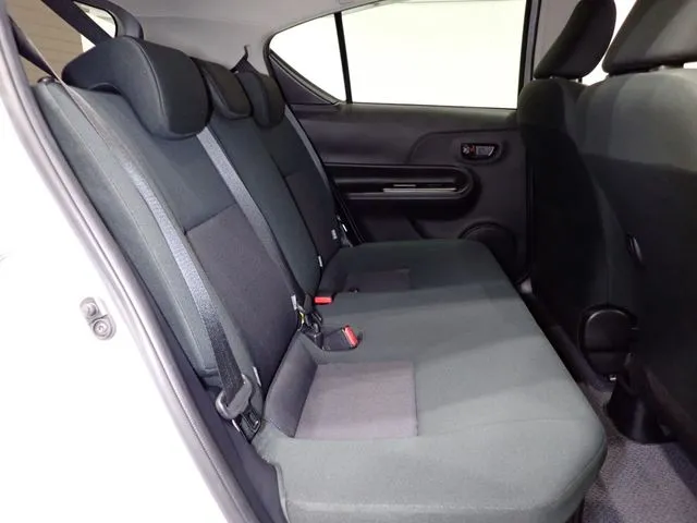 トヨタ　アクア