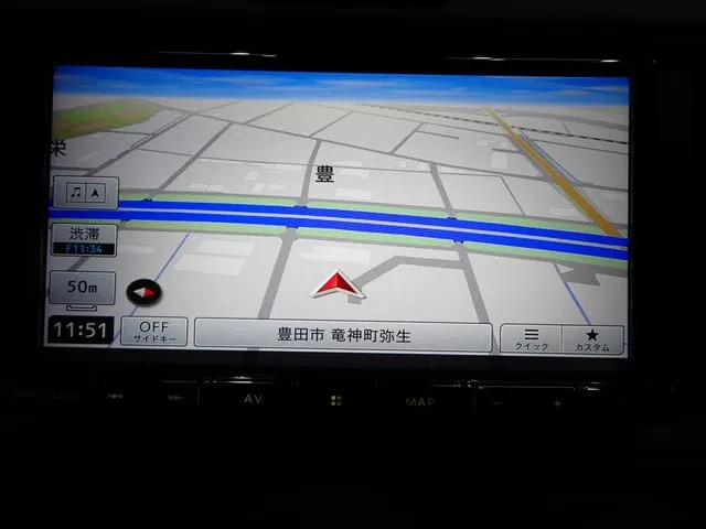 トヨタ　カローラアクシオ