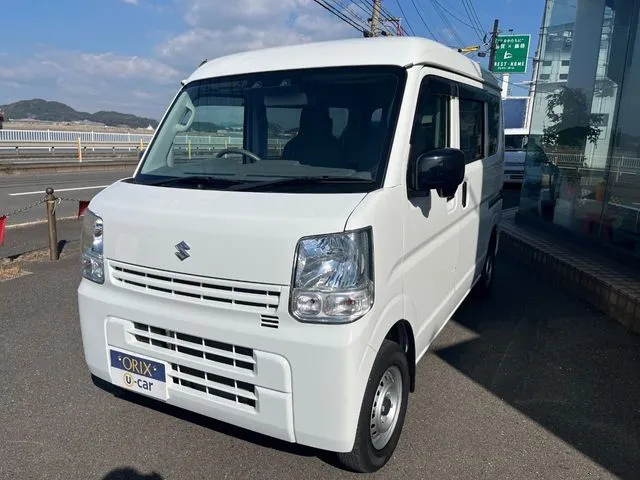 エブリイバン（スズキ）の車両写真