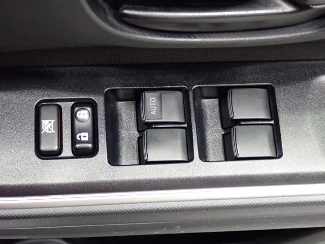 トヨタ　アクア