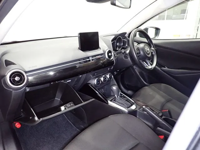 マツダ　ＭＡＺＤＡ２