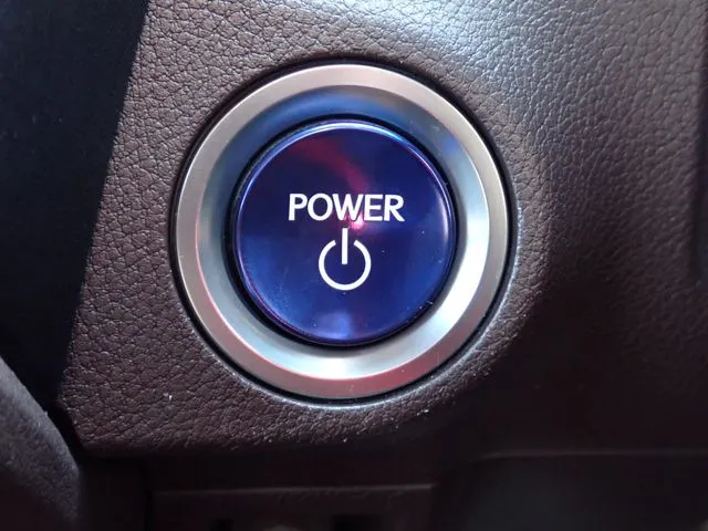 レクサス　ＥＳ３００ｈ（トヨタ）の車両写真