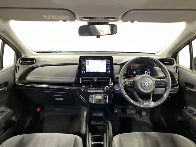 アクア（トヨタ）の車両写真