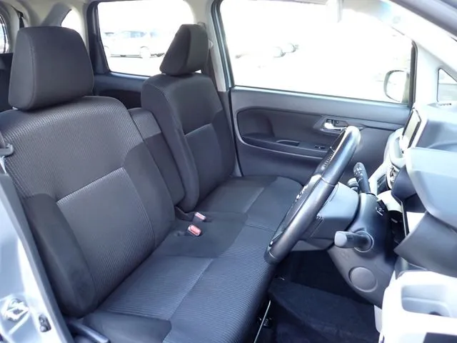 ダイハツ　ムーヴ