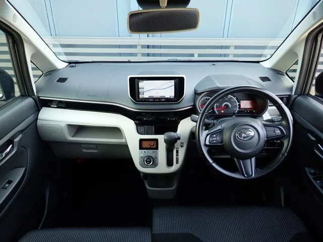 ダイハツ　ムーヴ